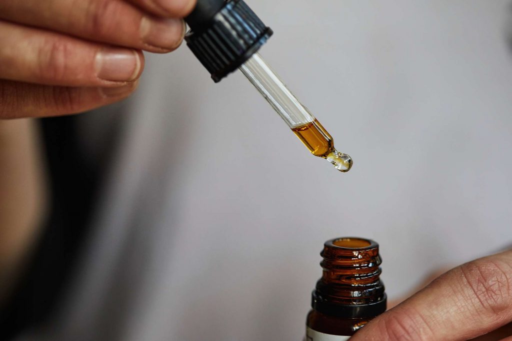 What is CBD oil And Its Uses?